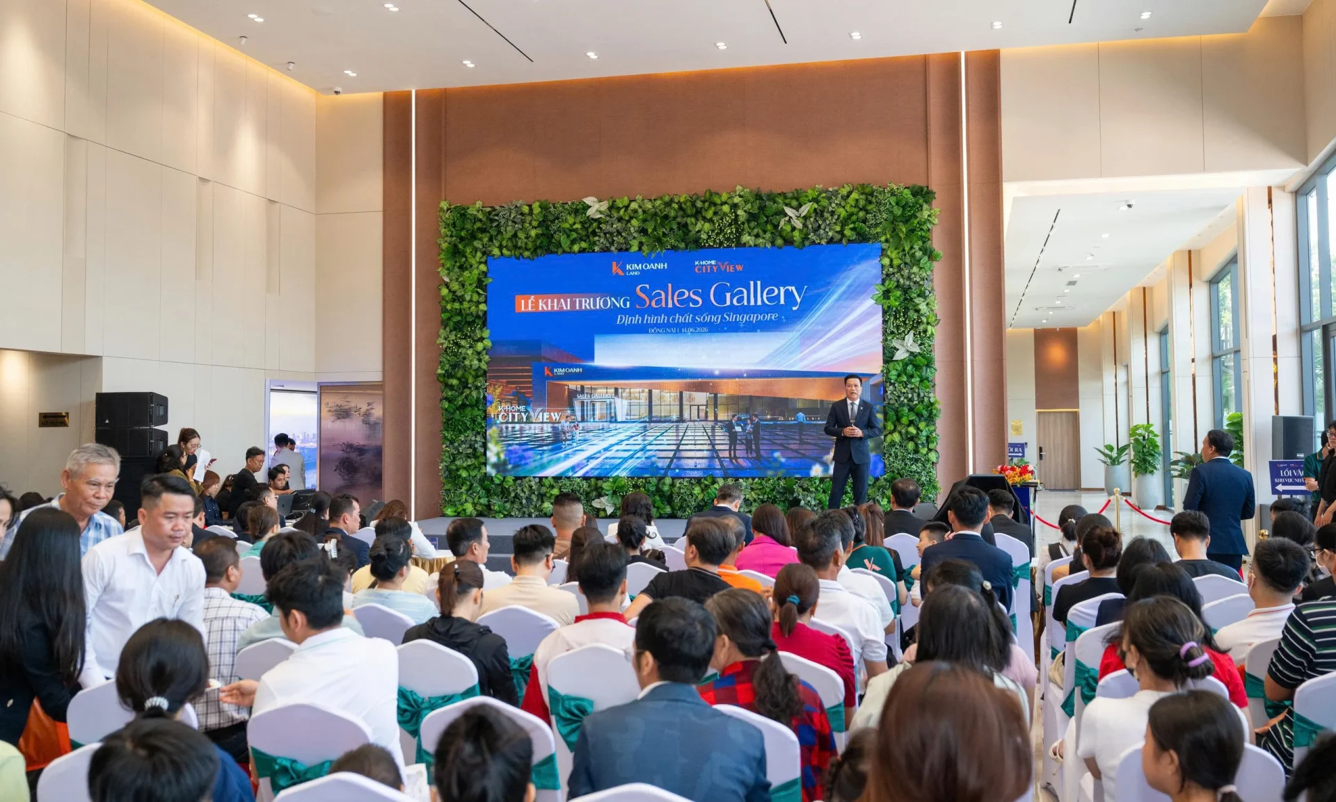 Hơn 800 khách hàng tham quan Sales Gallery K-Home Cityview trong ngày khai trương