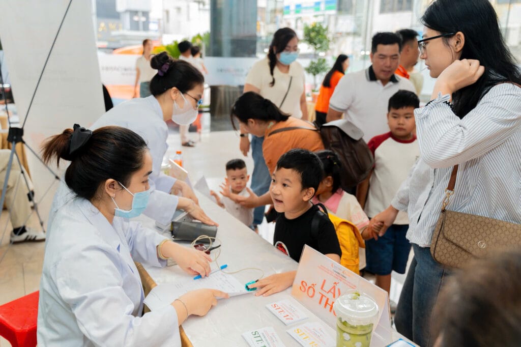 Kim Oanh Group tổ chức chương trình khám tầm soát tim bẩm sinh cho con em CBNV và đối tác