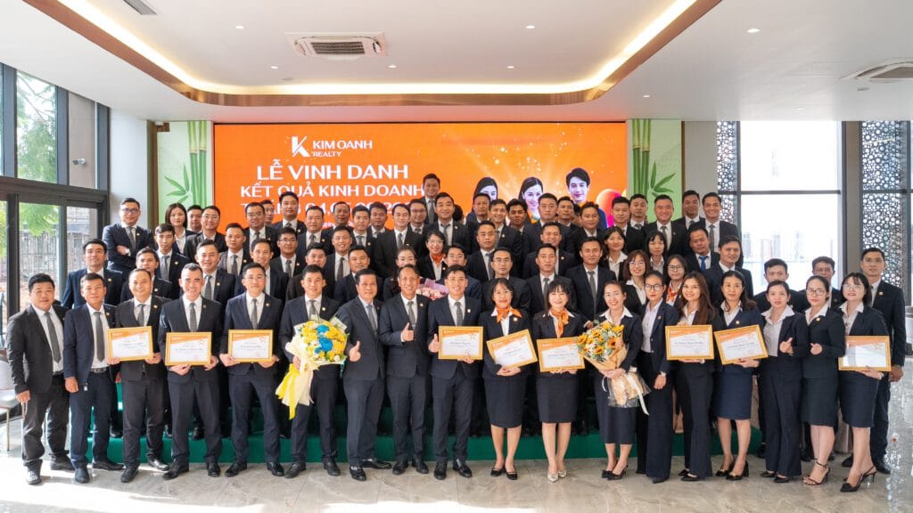 Kim Oanh Group vinh danh đội ngũ kinh doanh quý 2/2025
