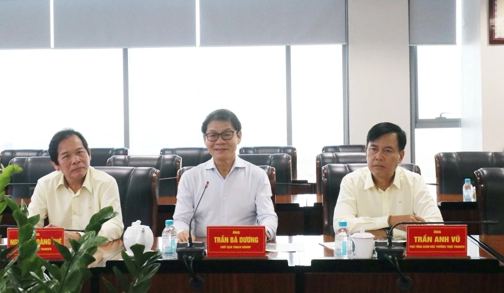 Ông Trần Bá Dương tại buổi làm việc với lãnh đạo tỉnh Bình Dương mới đây. Ảnh: Binhduong.gov.